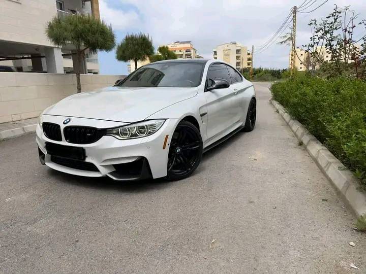 BMW M4 2016